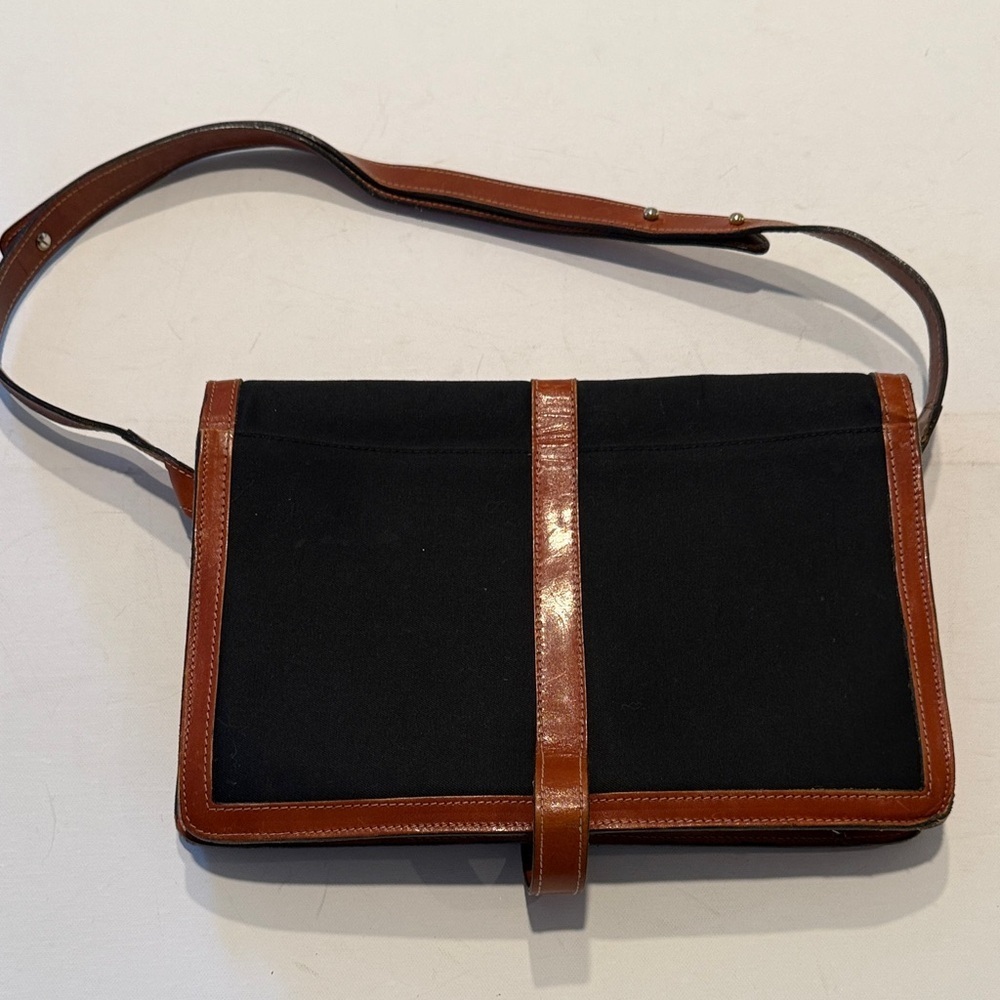 Gucci Vintage Rare Black and Tan Shoulder Bag - Picture 5 of 9